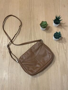 Derek Alexander Brown Leather Crossbody Triple Top Zip Compartment Purse